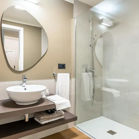 Casa de hóspedes The Place - Only Self Check-in - No Reception