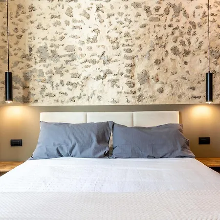 Casa de hóspedes The Place - Only Self Check-in - No Reception