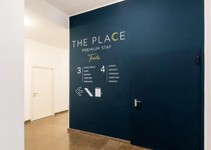 The Place - Only Self Check-in - No Reception 4*