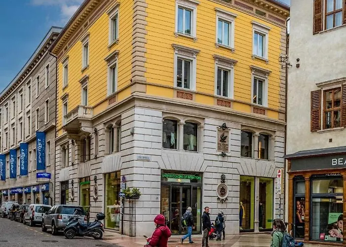 The Place - Only Self Check-in - No Reception