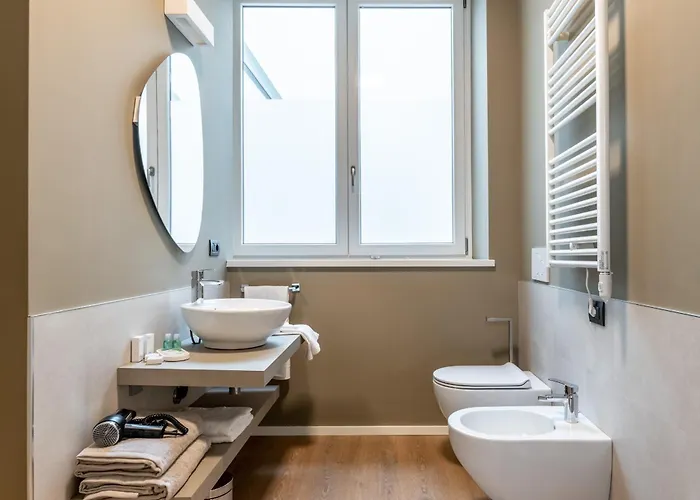 The Place - Only Self Check-in - No Reception 4* Trento