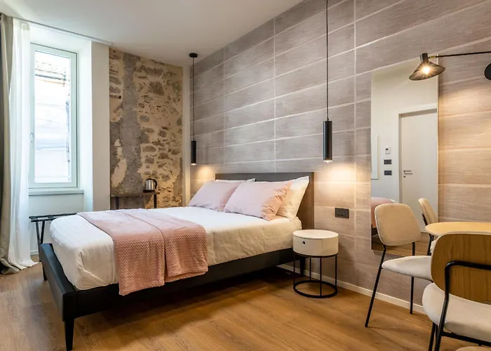 The Place - Only Self Check-in - No Reception 4*